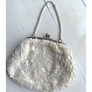 Vintage White Iridescent Sequin Seed Bead Evening Bag Kiss Lock Gold Chain Strap